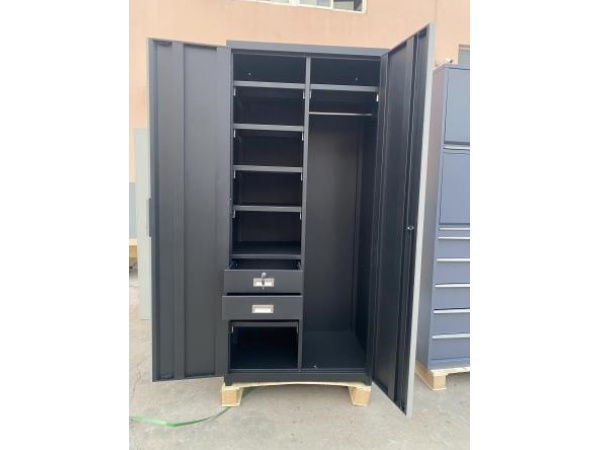 Gabinete multifuncional de doble puerta