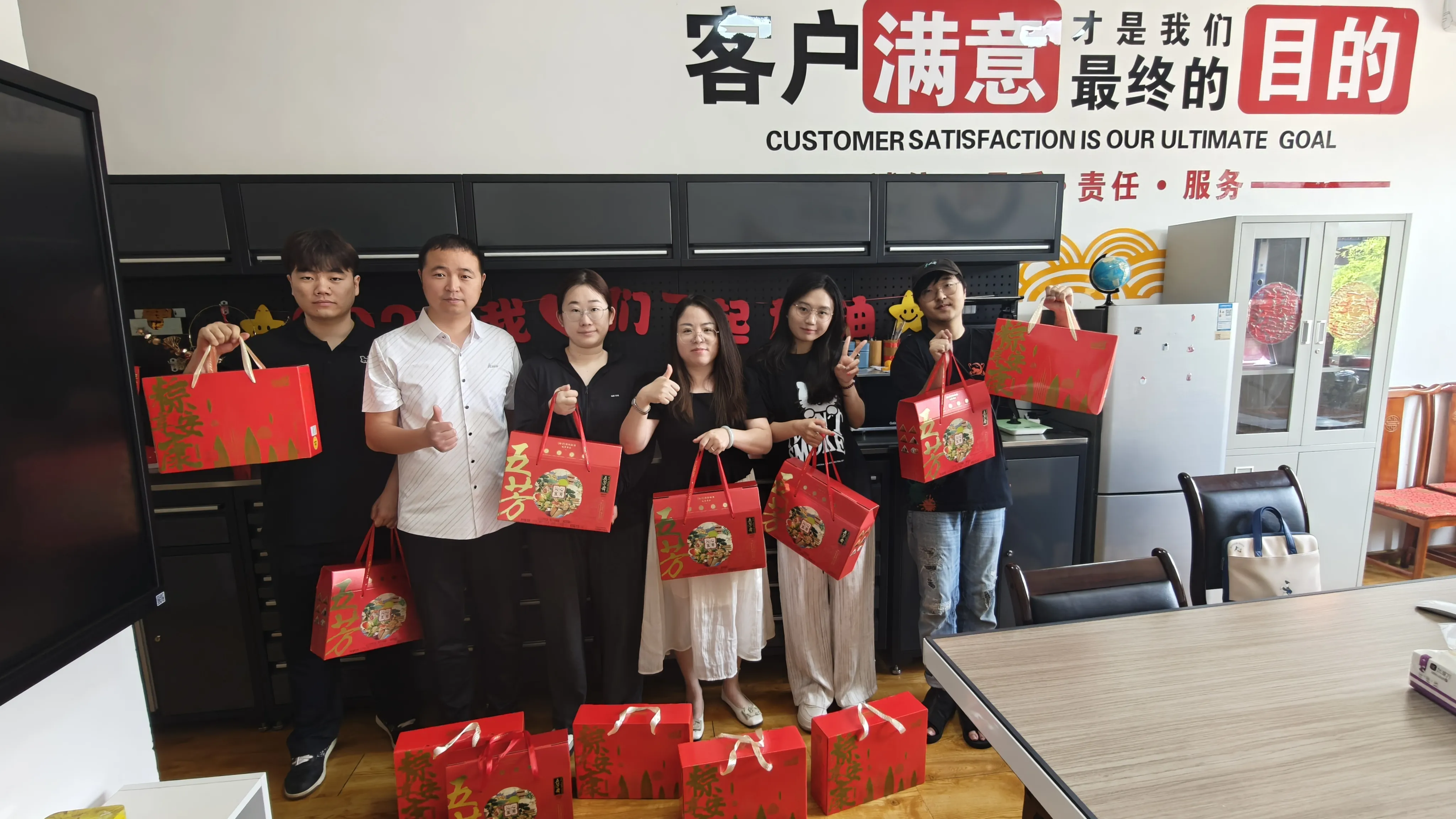 Cyjy Group celebró con éxito el evento temático Dragon Boat Festival para heredar la cultura tradicional y construir cohesión corporativa
