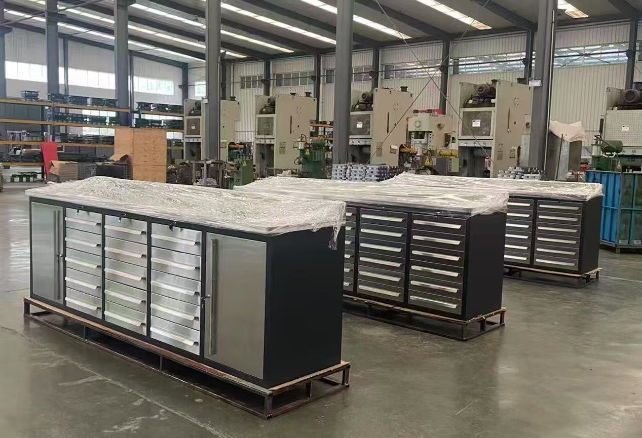 Cyjy ofrece con éxito gabinetes de herramientas personalizables